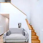 Thano's House 3 Apartament