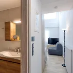 Apartament Thano's House 3 *