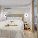 Thano's House 3 Apartament *