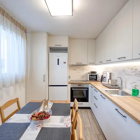 Thano's House 3 Lejlighed *